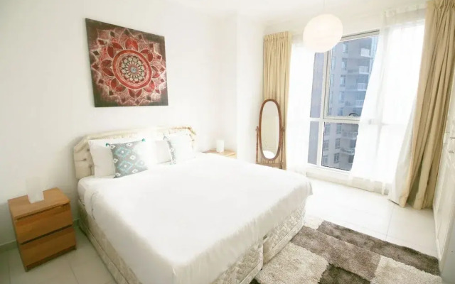 R&H Burj Residences