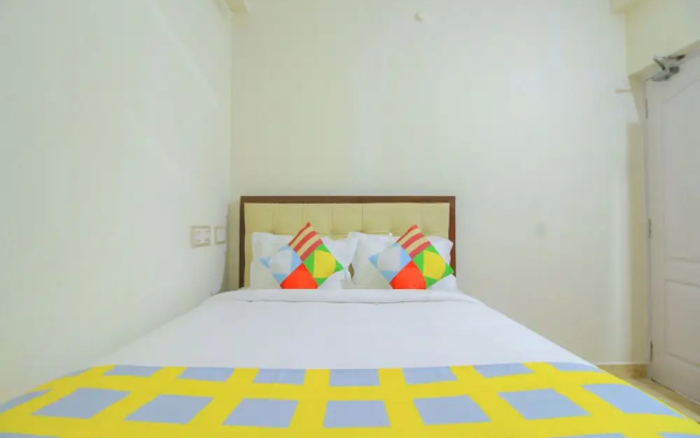 OYO 15856 Home 2BHK Near Rock Beach