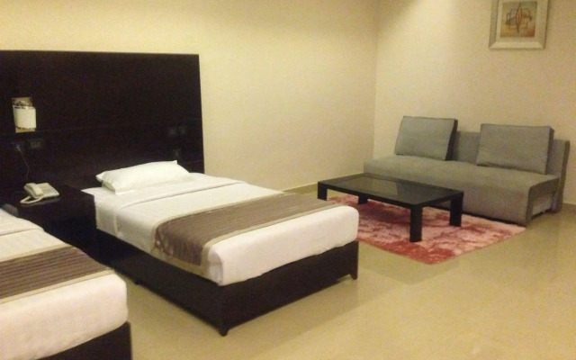 Noble House Hotel