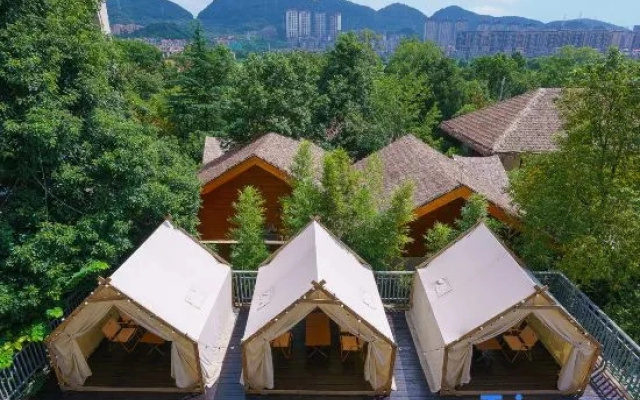 Happy  Valley  Hot Spring  Rfesort Hotel
