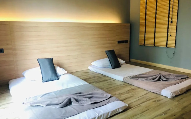 Iconic Suite(Sha Certified)