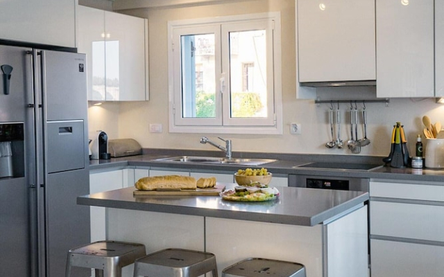 Irinis Bayside Loft