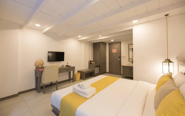 B2 Riverside Premier Resort