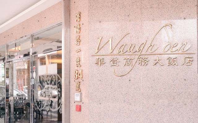 Waugh Den Hotel 1