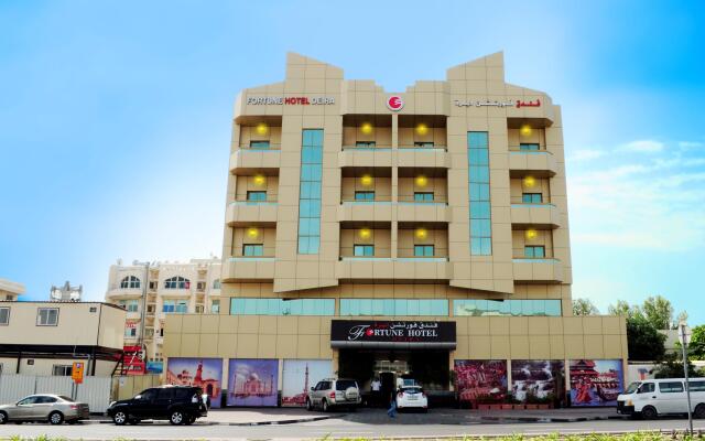 Fortune Hotel Deira вид на фасад