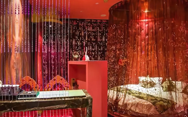 Houhai Theme Hotel