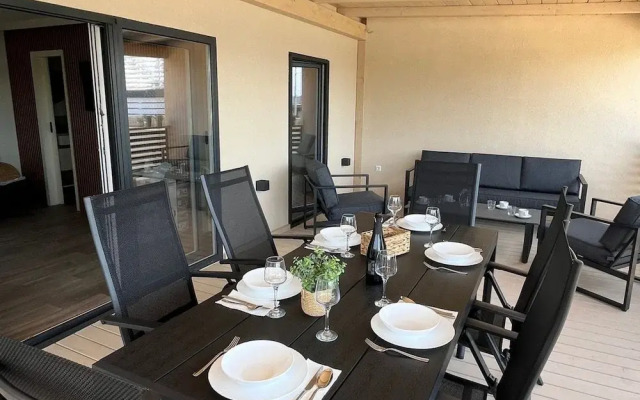 Tranquil Tides Drage Mobile Home With Terrace and Sea View