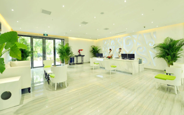 Yuju Youjian Hotel (Hainan Vocational College of Industry and Commerce Provincial Library)