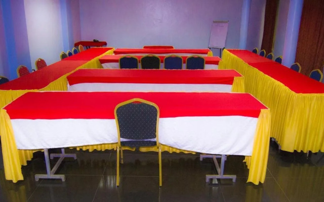 Royal City Hotel Dubai Complex