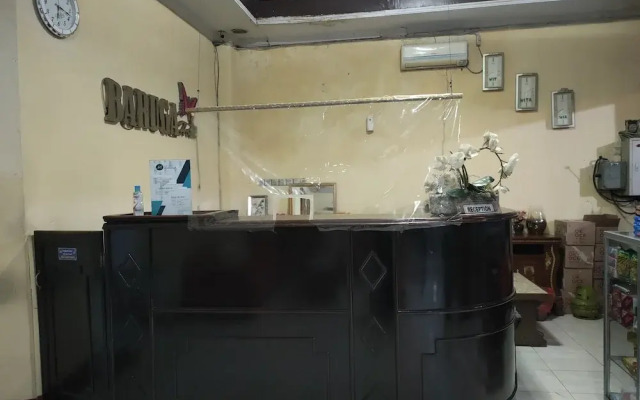 Hotel Baruga Makassar by OYO Rooms