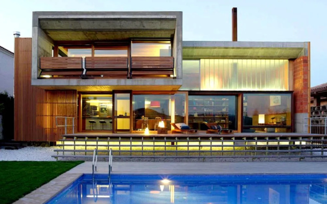 Santa Monica Holiday House