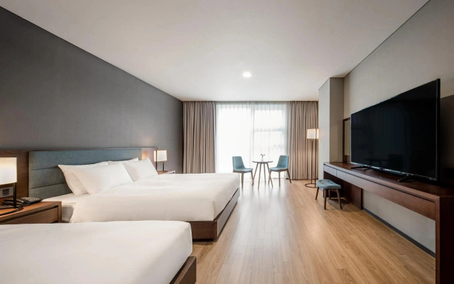 Hotel Tops 10