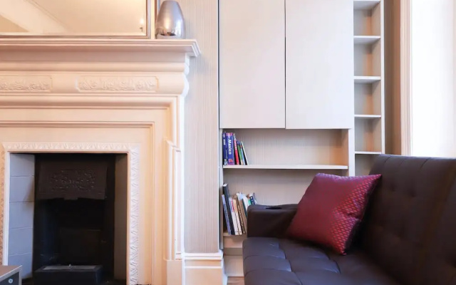 North London Spacious 2 Bedroom Apartment