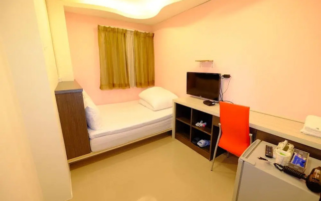 Fengjia Naked Home