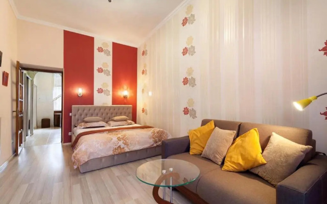 Queens Apartments4