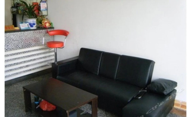 Xinglong Hotel