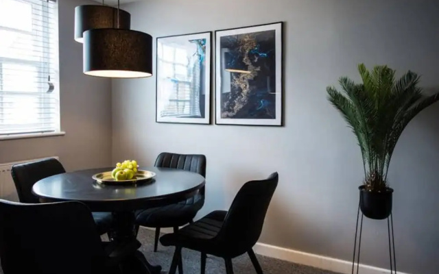 Golden Key Apartments