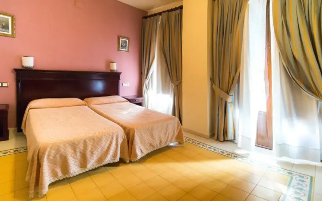 Oyo Hotel España