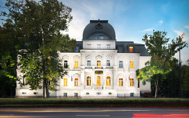 Mirage Medic Hotel вид на фасад