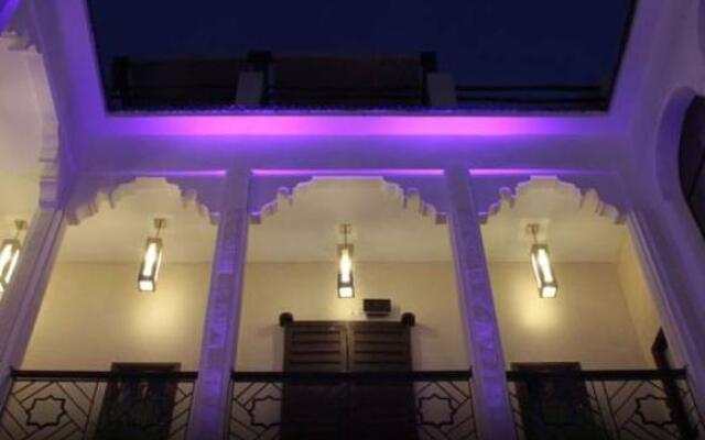 Отель Riad Charlott Марокко, Марракеш - отзывы, цены и фото номеров - забронировать отель Riad Charlott онлайн вид на фасад