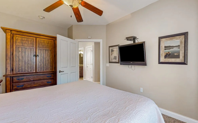 Rhapsody Condominiums