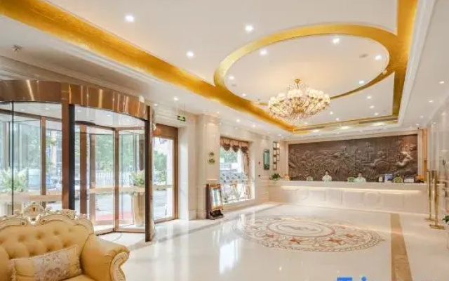 Vienna Hotel (Wuhan Hankou Railway Station Shiqiao Subway Station)