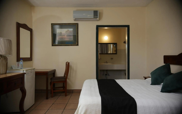 Hotel Posada Santa Fe Sabinas