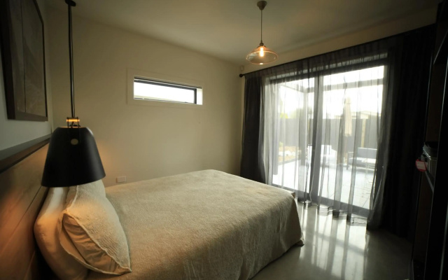 Black Stilt Retreat, STUNNING luxury property