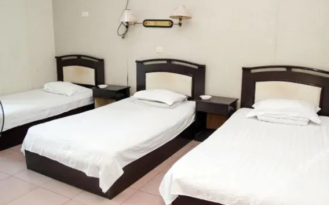 Sunshine Hotel
