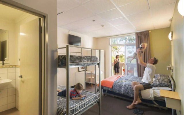 YHA Adelaide Central