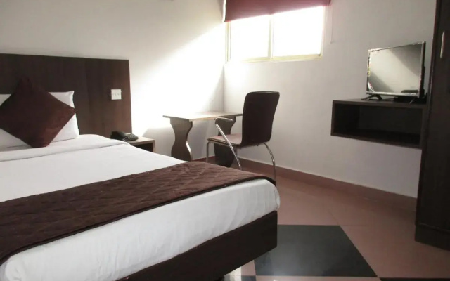 Hotel Nash Inn by OYO Rooms