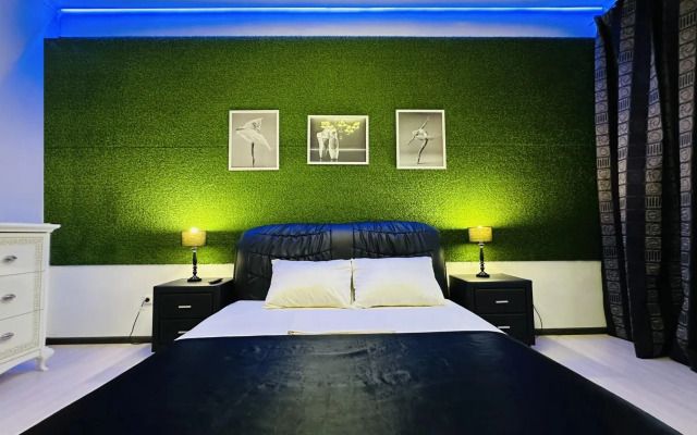 InnHome Apartments на проспекте Свердловский 88