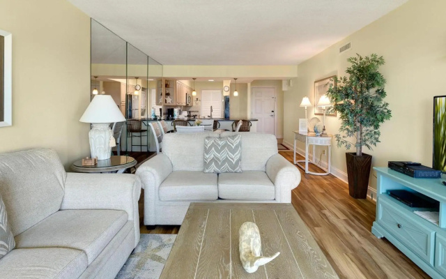 Shorewood 203