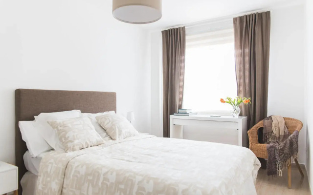 Lovely&Sunny Apartament Near Poris Beach