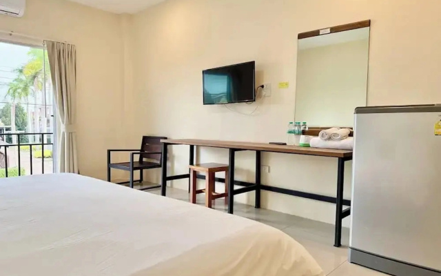 Palmhug Hotel