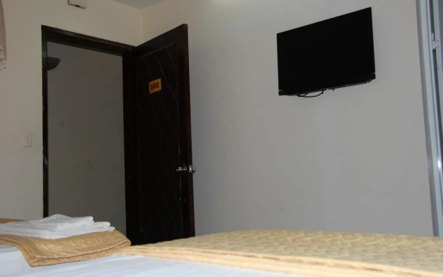 Hung Manh Hotel