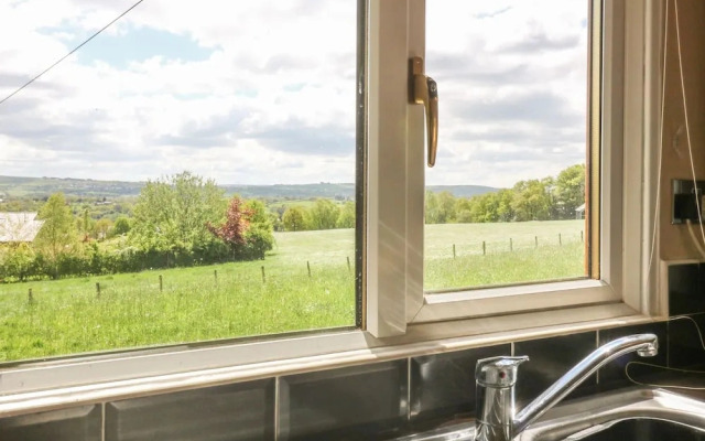 Quakerfield Lodge
