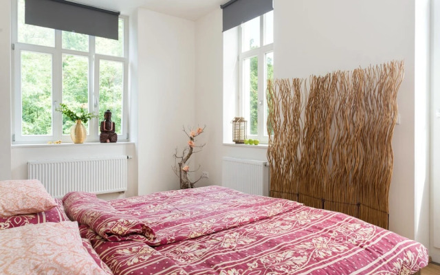 Thai World Apartment Spilberk II