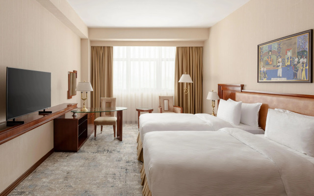 Ramada Plaza By Wyndham Gence