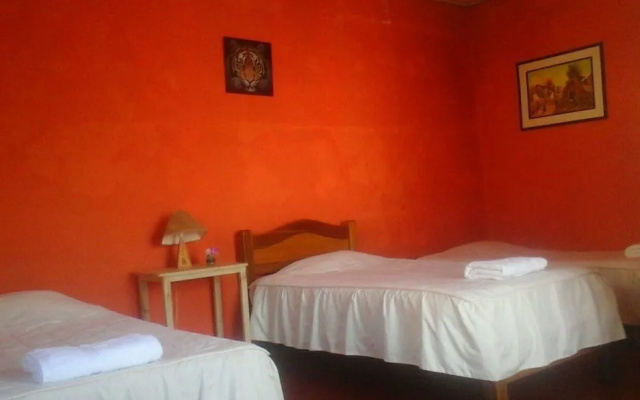 Hostal Wayra River