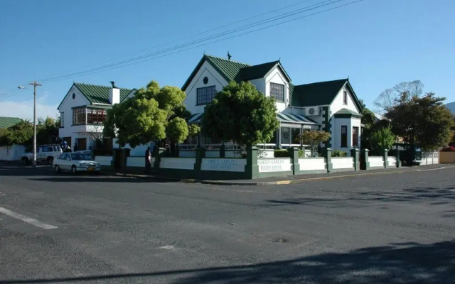 Green Gables Guest House Strand