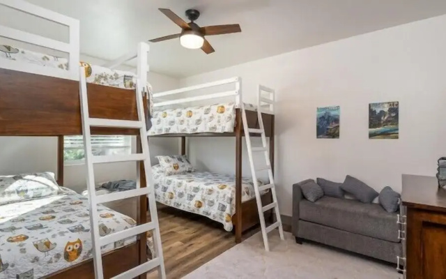 Scenic Wonders Half Dome Loft 3 Bedroom