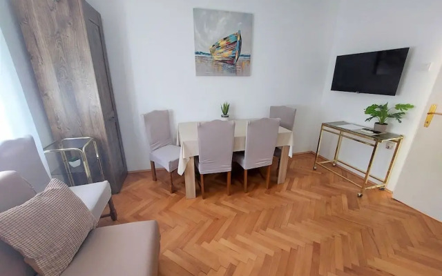 Sea View Crikvenica Apartment With Balcony and Free Wifi