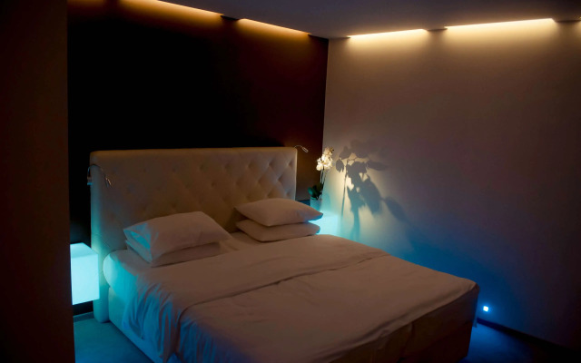 Отель LH Hotel & SPA