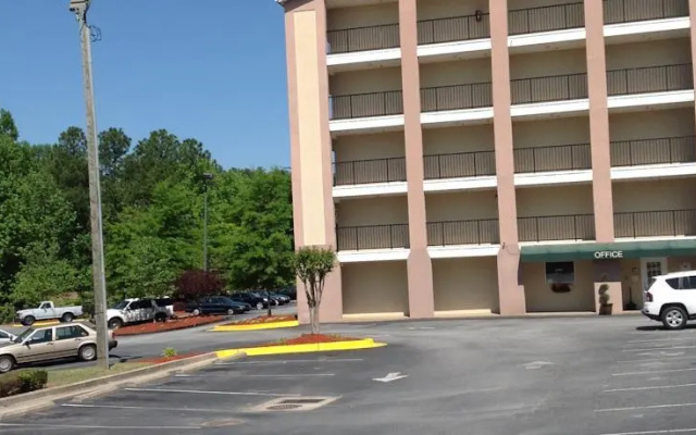 Savannah Suites Chamblee