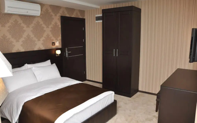 Grand Asos Hotel