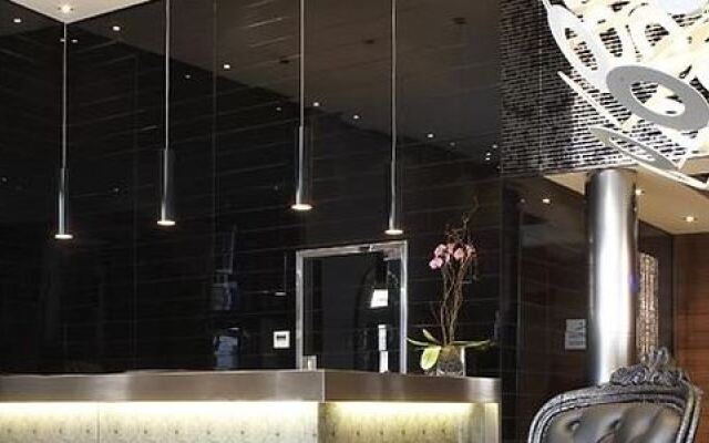 AC Hotel Recoletos by Marriott вид на фасад