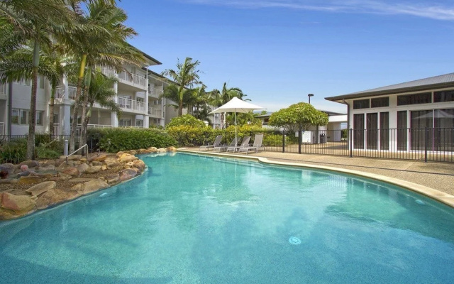 Resort On The Beach 7125/26
