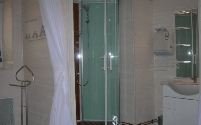 Grange Carole - 6 personnes