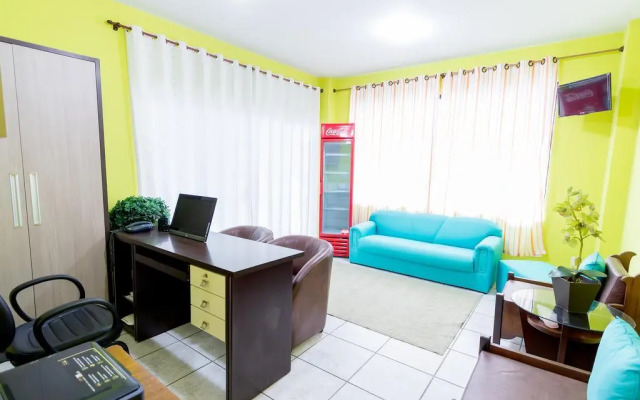 Cabanas Hostel & Suites